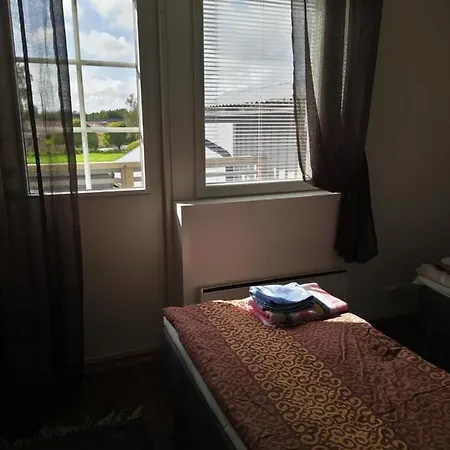 Laegenhet Nybrovaegen Apartment