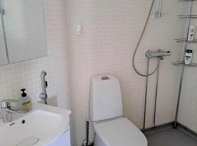 Laegenhet Nybrovaegen شقة Lapvaartti